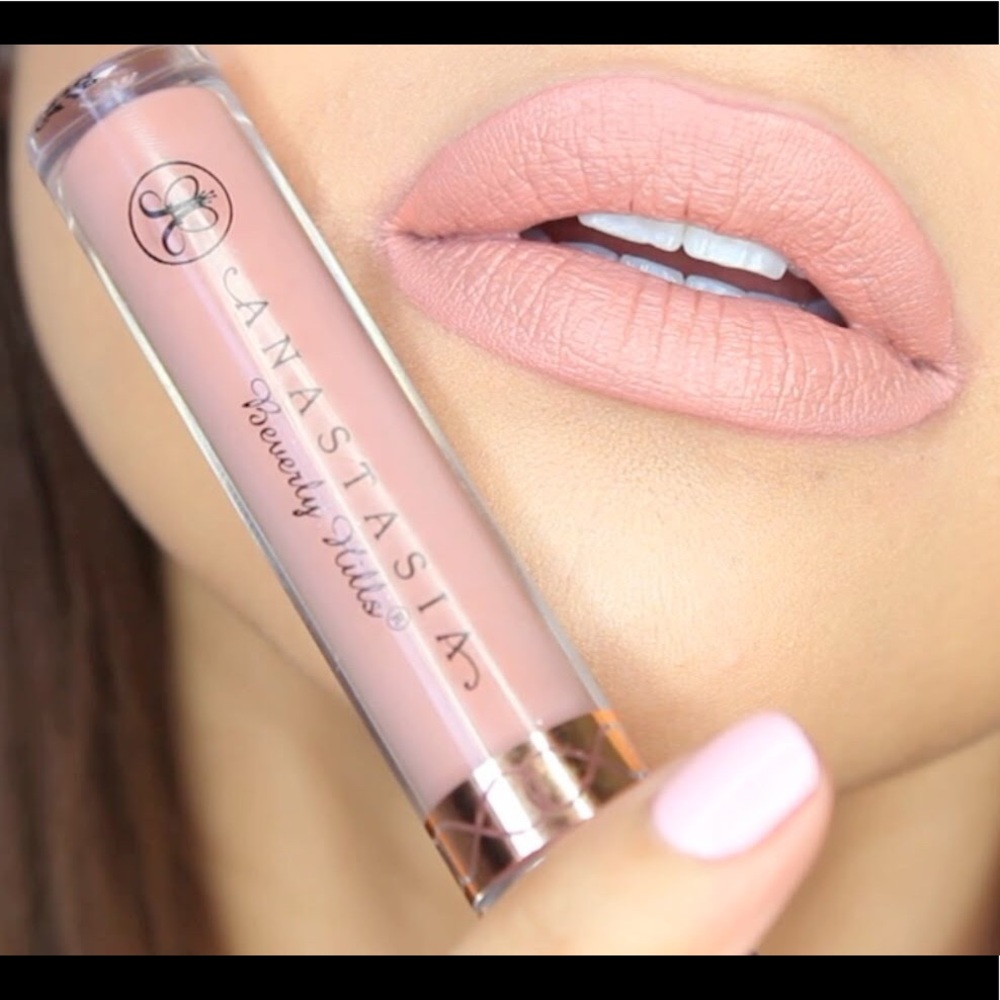 Anastasia BH Liquid Lipstick - milkshake